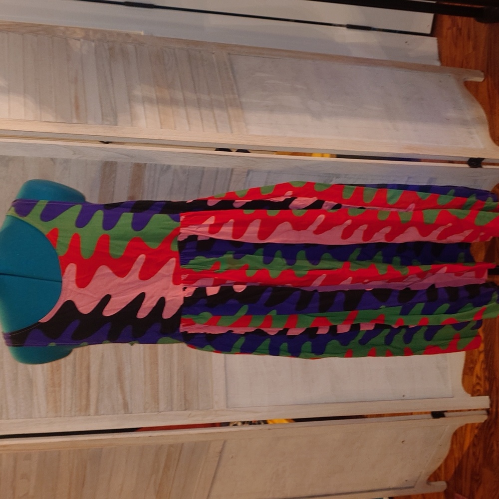 Nooworks Multicolor Wave Maxi Dress